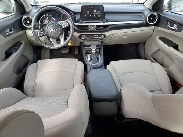 3KPF24AD7KE103200 2019 KIA FORTE - Image 8