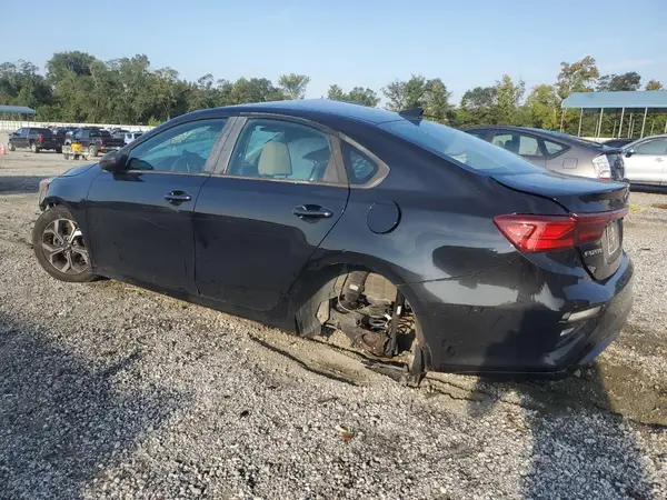 3KPF24AD7KE104864 2019 KIA FORTE - Image 2