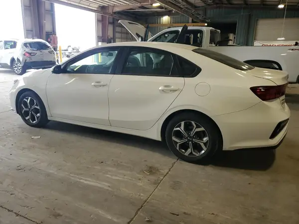 3KPF24AD7KE105030 2019 KIA FORTE - Image 2