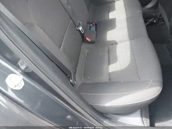 3KPF24AD7KE106646 2019 KIA FORTE - Image 8