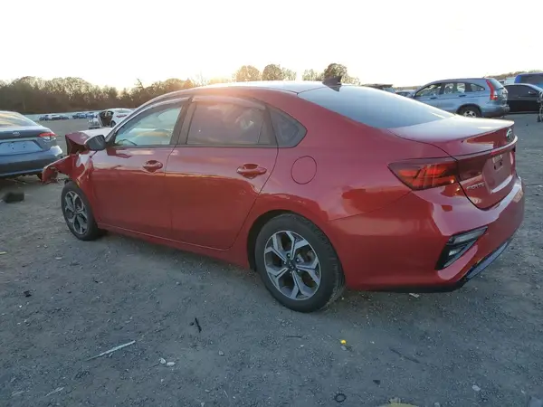 3KPF24AD7KE106792 2019 KIA FORTE - Image 2