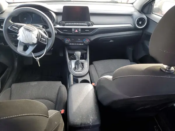 3KPF24AD7KE106792 2019 KIA FORTE - Image 8