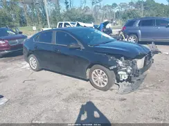 3KPF24AD7KE106842 2019 KIA FORTE