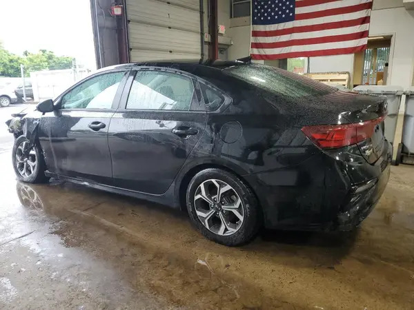 3KPF24AD7KE107442 2019 KIA FORTE - Image 2