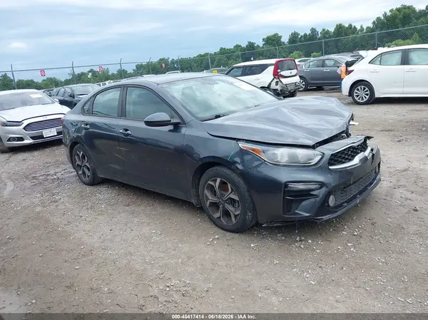 3KPF24AD7KE108879 2019 KIA FORTE - Image 1