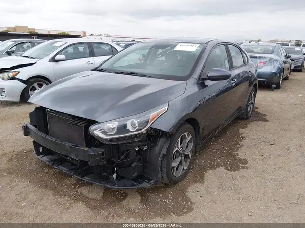 3KPF24AD7KE109465 2019 KIA FORTE - Image 2