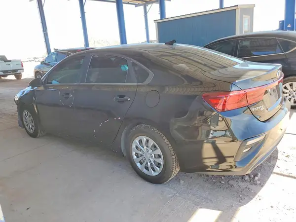 3KPF24AD7KE110079 2019 KIA FORTE - Image 2