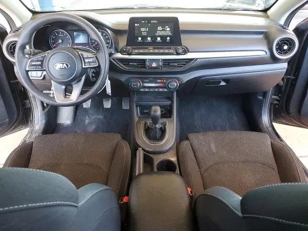 3KPF24AD7KE110079 2019 KIA FORTE - Image 8