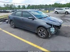 3KPF24AD7KE110759 2019 KIA FORTE