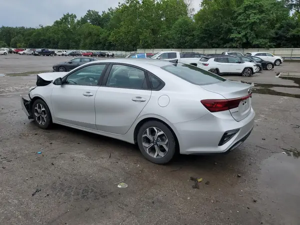 3KPF24AD7KE112205 2019 KIA FORTE - Image 2
