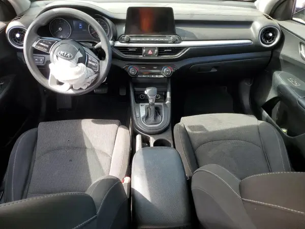 3KPF24AD7KE112916 2019 KIA FORTE - Image 8
