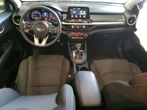 3KPF24AD7KE113659 2019 KIA FORTE - Image 8