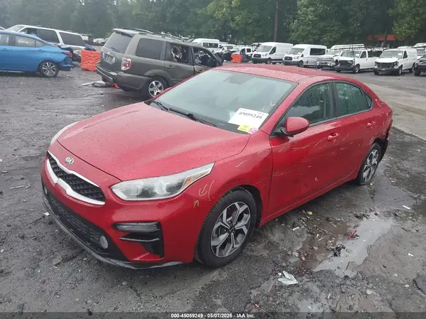 3KPF24AD7KE113886 2019 KIA FORTE - Image 2