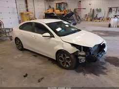 3KPF24AD7KE114519 2019 KIA FORTE