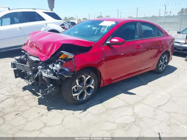 3KPF24AD7KE115671 2019 KIA FORTE - Image 2