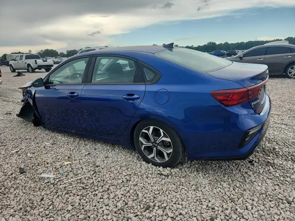 3KPF24AD7KE116285 2019 KIA FORTE - Image 2