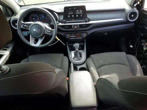 3KPF24AD7KE116304 2019 KIA FORTE - Image 8