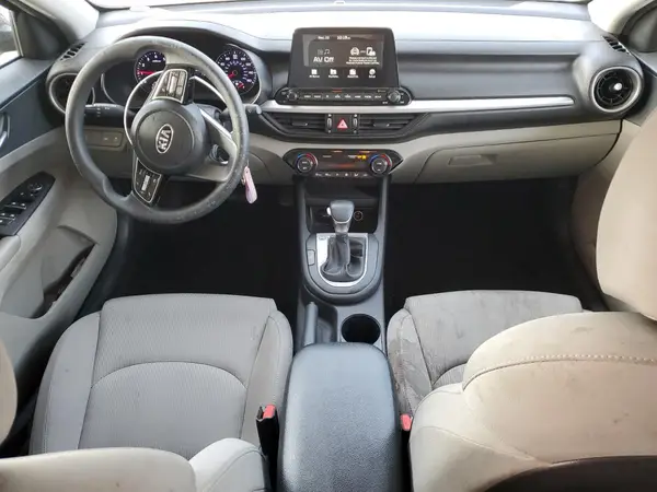 3KPF24AD7KE119817 2019 KIA FORTE - Image 8
