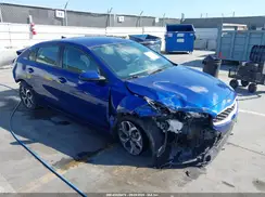 3KPF24AD7KE121647 2019 KIA FORTE