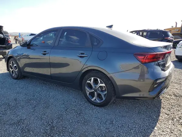 3KPF24AD7KE125598 2019 KIA FORTE - Image 2