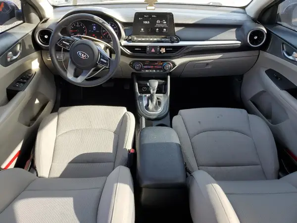 3KPF24AD7KE125598 2019 KIA FORTE - Image 8
