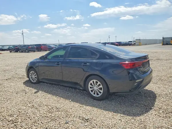 3KPF24AD7KE127349 2019 KIA FORTE - Image 2