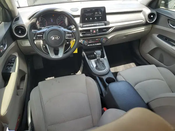 3KPF24AD7KE128985 2019 KIA FORTE - Image 8