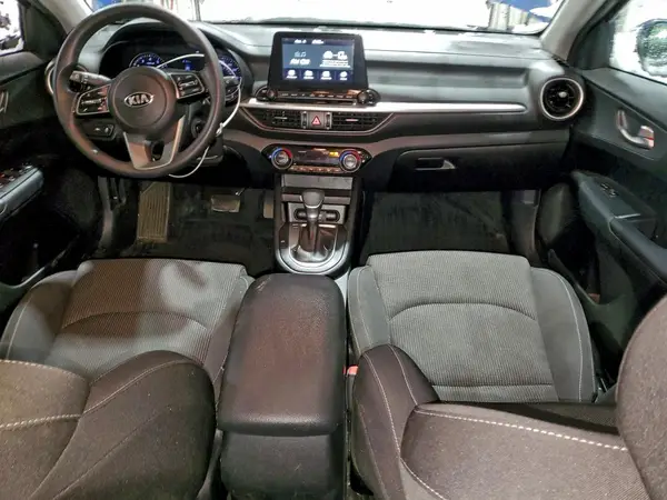 3KPF24AD7KE131756 2019 KIA FORTE - Image 8