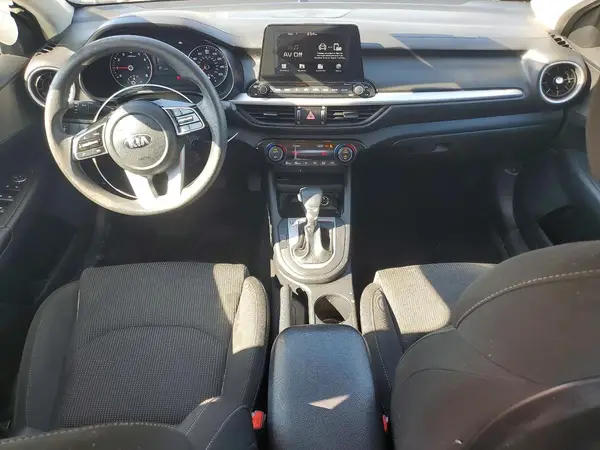 3KPF24AD7KE135340 2019 KIA FORTE - Image 8