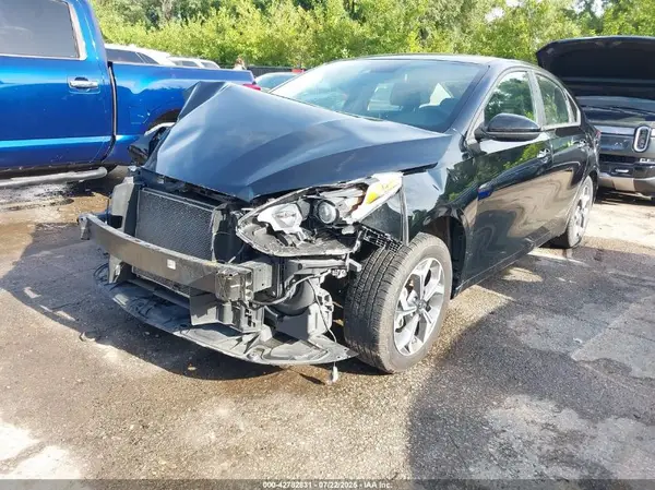 3KPF24AD7KE136567 2019 KIA FORTE - Image 2