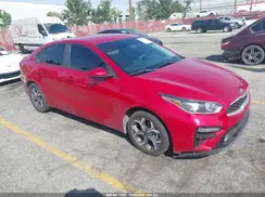 3KPF24AD7KE136729 2019 KIA FORTE