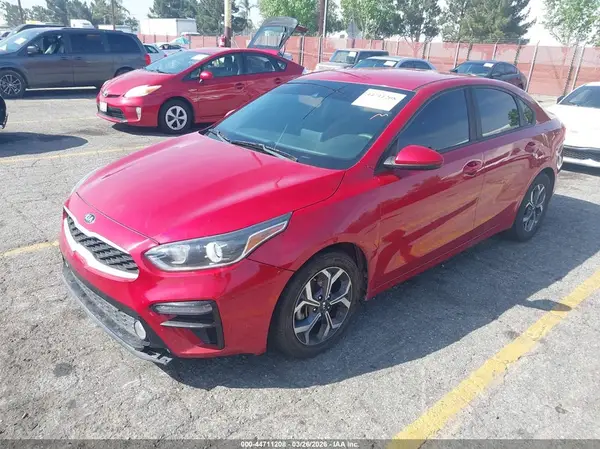 3KPF24AD7KE136729 2019 KIA FORTE - Image 2