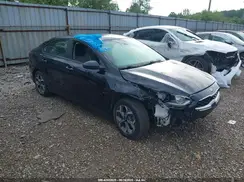 3KPF24AD7KE137461 2019 KIA FORTE