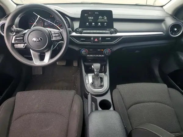 3KPF24AD7KE138142 2019 KIA FORTE - Image 8