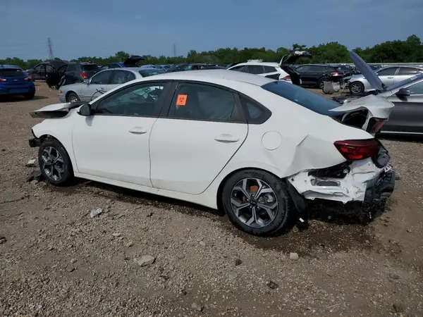 3KPF24AD7KE138447 2019 KIA FORTE - Image 2