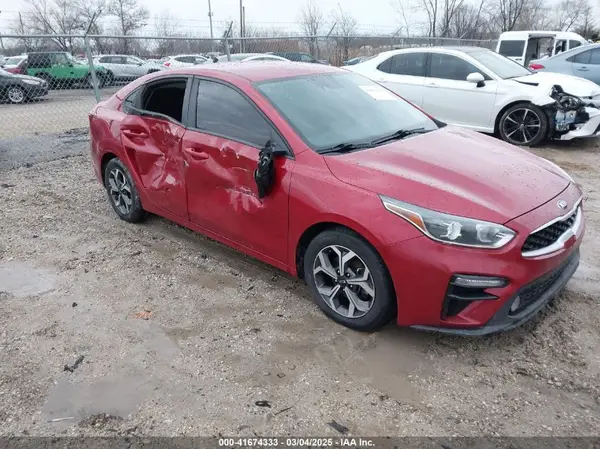 3KPF24AD7KE138545 2019 KIA FORTE - Image 1