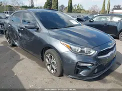 3KPF24AD7KE138688 2019 KIA FORTE