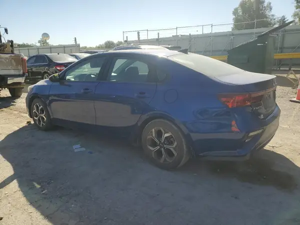 3KPF24AD7LE152513 2020 KIA FORTE - Image 2