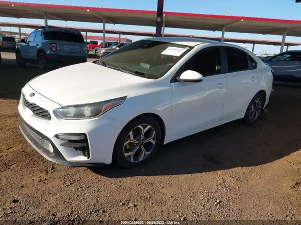 3KPF24AD7LE155573 2020 KIA FORTE - Image 2