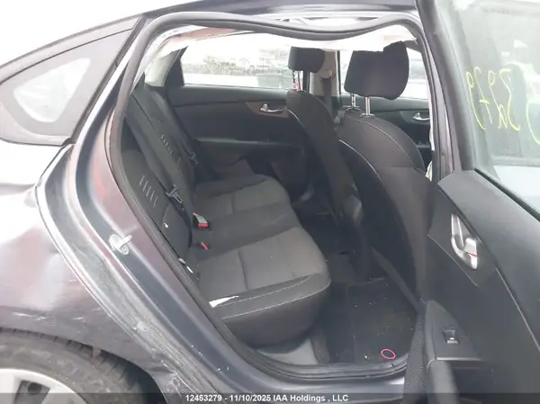 3KPF24AD7LE159588 2020 KIA FORTE - Image 8