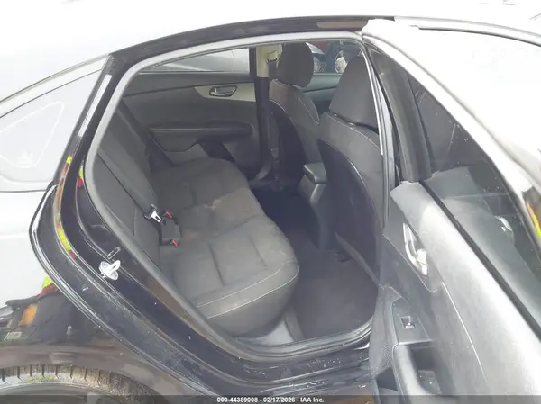 3KPF24AD7LE159865 2020 KIA FORTE - Image 8
