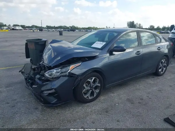 3KPF24AD7LE164841 2020 KIA FORTE - Image 2