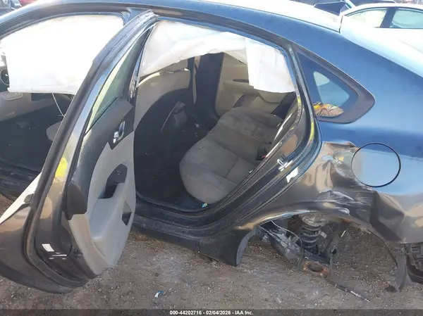 3KPF24AD7LE170025 2020 KIA FORTE - Image 8