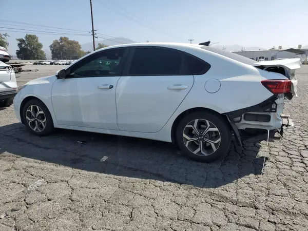 3KPF24AD7LE175435 2020 KIA FORTE - Image 2