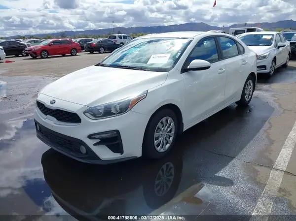 3KPF24AD7LE181218 2020 KIA FORTE - Image 2