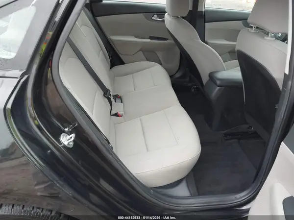 3KPF24AD7LE183776 2020 KIA FORTE - Image 8