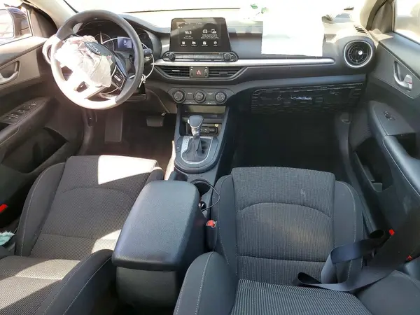 3KPF24AD7LE184118 2020 KIA FORTE - Image 8