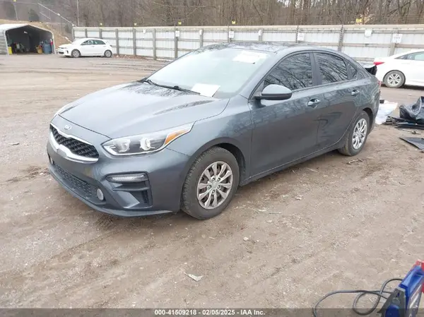 3KPF24AD7LE185138 2020 KIA FORTE - Image 2