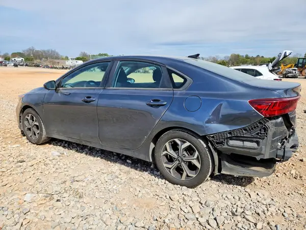 3KPF24AD7LE186564 2020 KIA FORTE - Image 2
