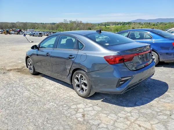 3KPF24AD7LE187519 2020 KIA FORTE - Image 2